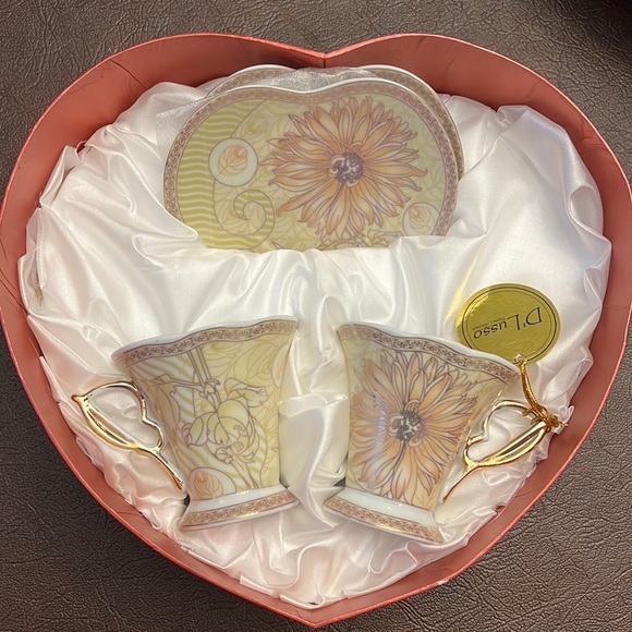 D’Lusso Tea Set for Two - Picture 1 of 4